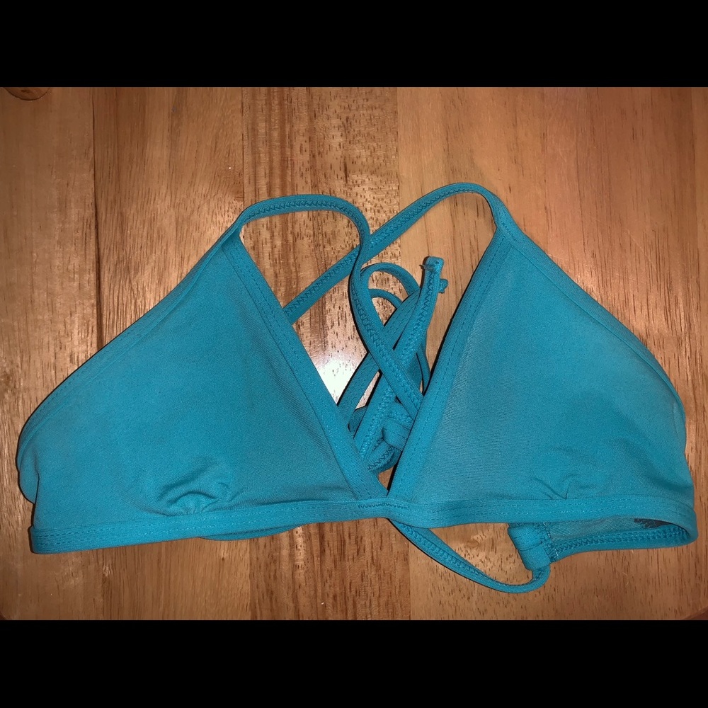 Blue triangle active top